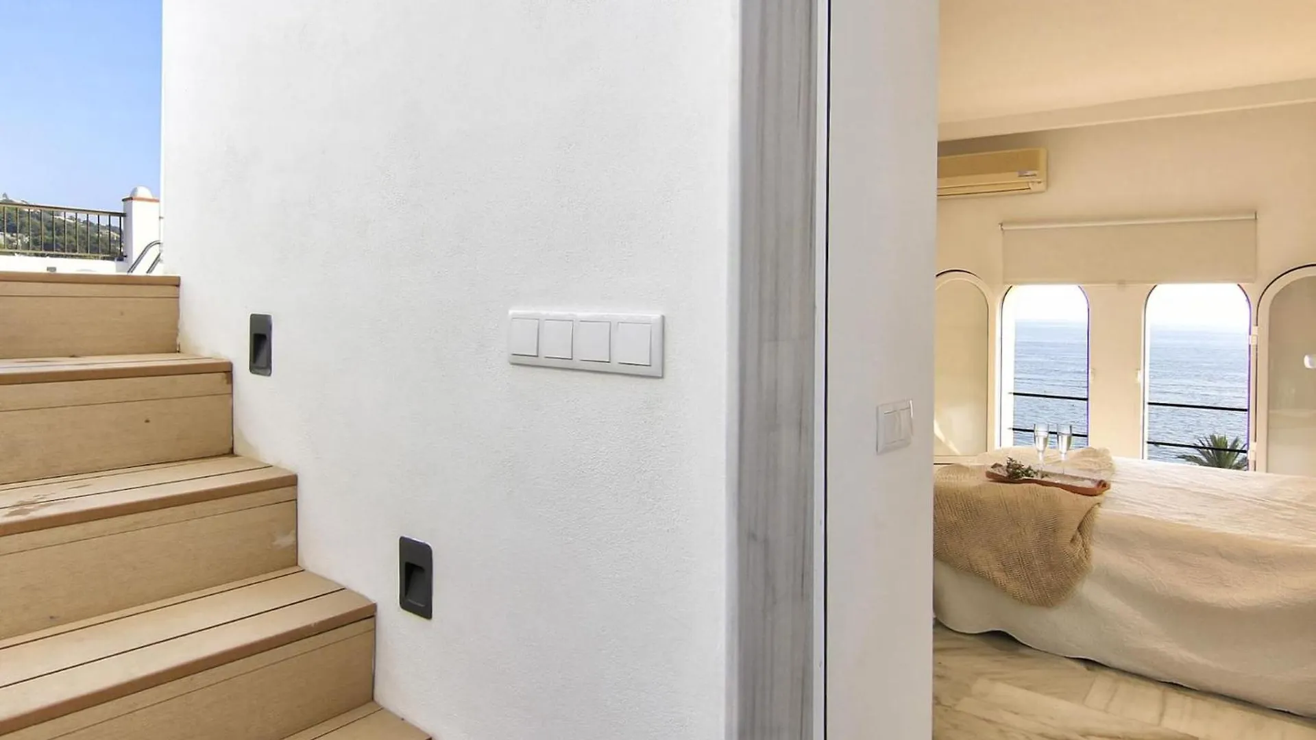 Chezmoihomes Duplex Penthouse With Swimming Pool La Herradura  Spagna